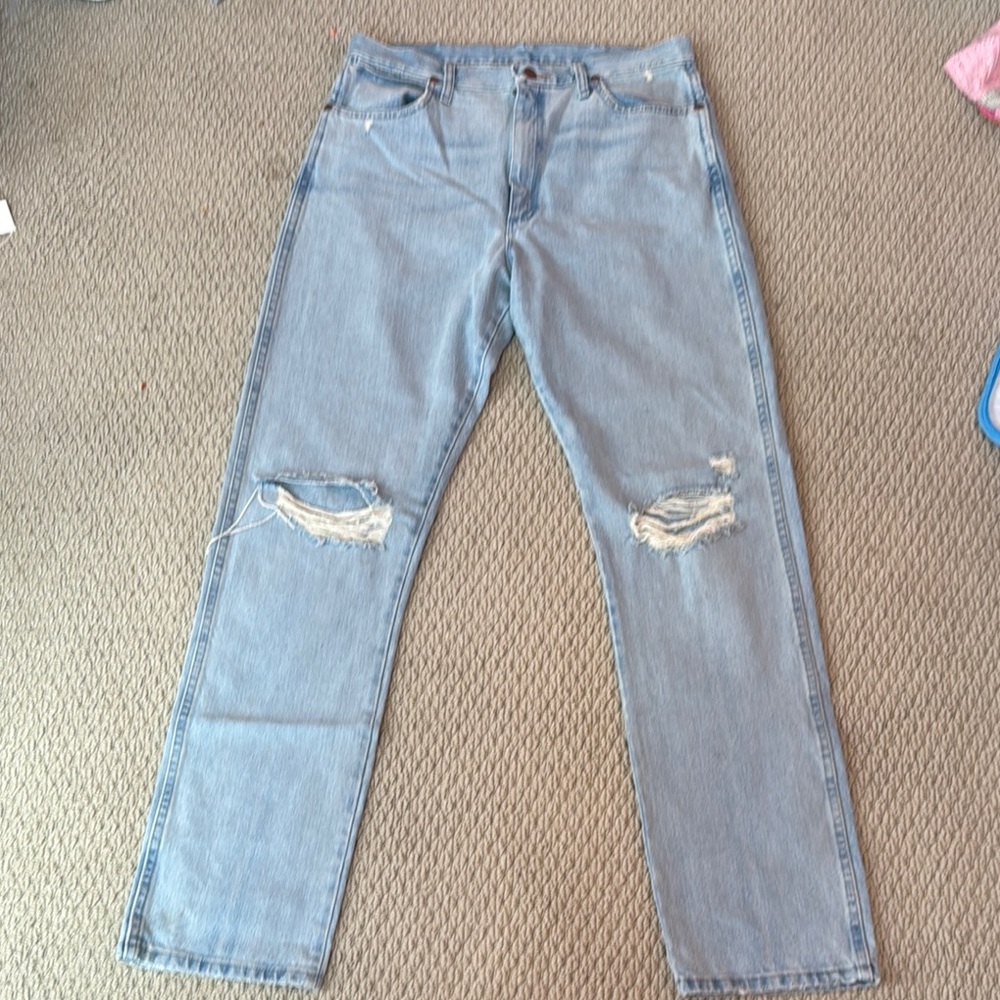 Wrangler Straight Leg Blue Jeans with Vintage Distressing